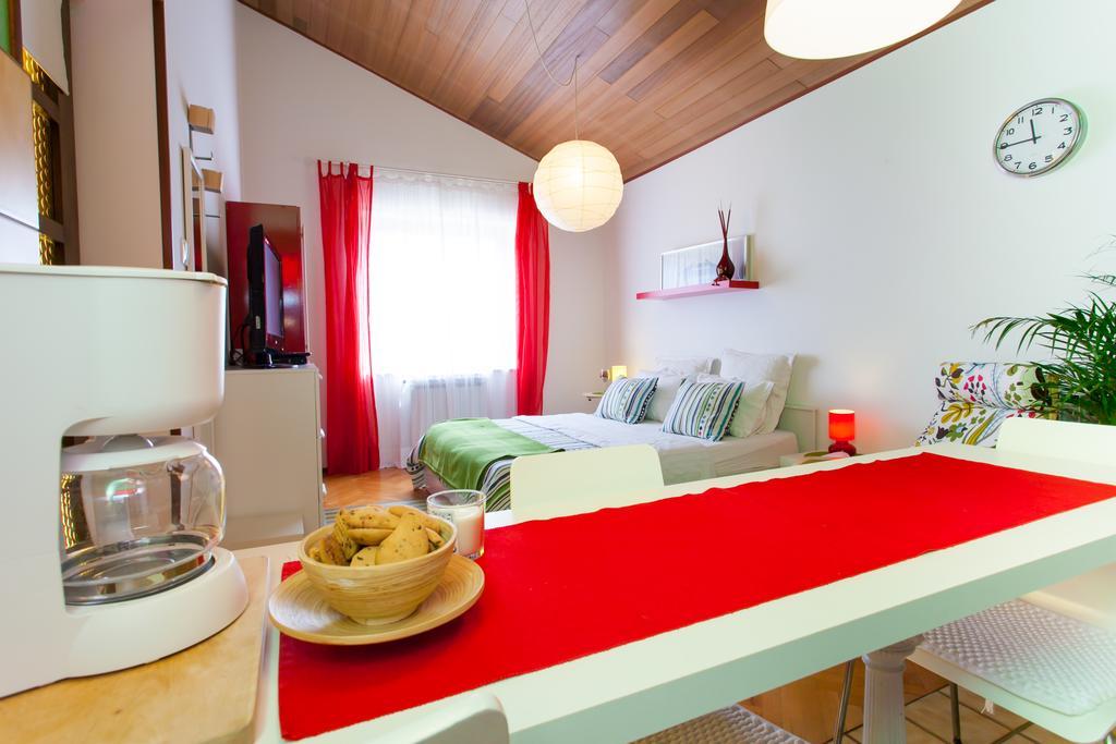 Premium Central Apartments Vrsar Ngoại thất bức ảnh